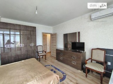 Продаж 2к квартири 72.5 кв. м на вул. Євгена Сверстюка 6Д • ID 34792680