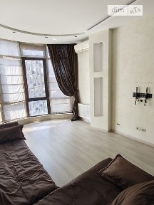 Продаж 3к квартири 90 кв. м на вул. Незалежності 8В • ID 34792644