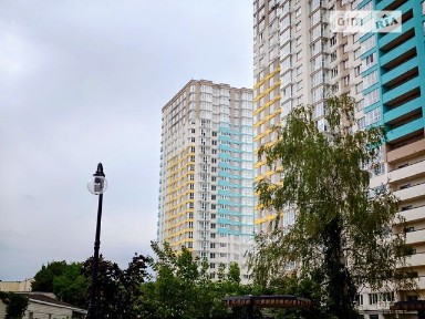 Продаж 2к квартири 76 кв. м на вул. Академіка Заболотного 15М • ID 34792427