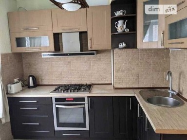 Продаж 1к квартири 35 кв. м на вул. Героїв України • ID 34791527