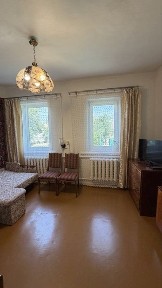 Оренда 1/2 частини будинку район кінотеатр Мир, вул. Нарбутівська