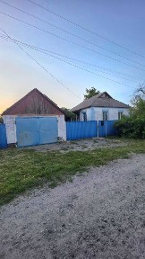 Одноповерховий будинок по вул. Небесної сотні.