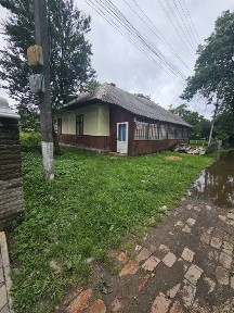 Продаж квартири в будинку Глибока
