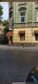Продаж хостел нежитлове приміщення вул. Шептицьких