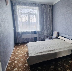 Продам двух комнатную квартиру сталинку, Вадима Гурова 9 ( Соцгород)
