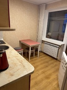 Оболонський проспект 9