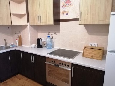 Здам у довгострокову оренду 1-кім квартиру по вул. Сергія Данченка 5, Виноградар