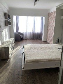 Здам двокімнатну з сучасним ремонтом на Березняківській