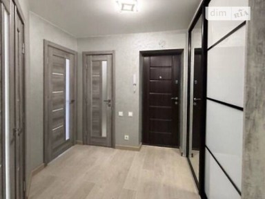 Довготривала оренда 3к квартири на вул. Іллєнка • ID 34799277