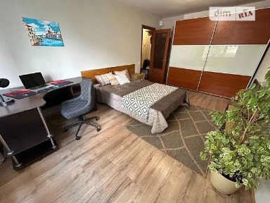 Довготривала оренда 1к квартири на вул. Смілянська 13 • ID 34794903