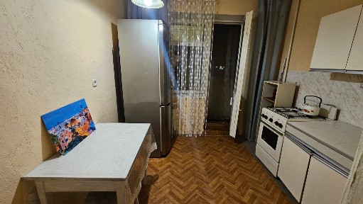 Оренда 1-кімнатної квартири 40 м², Прирічна вул., 17Г