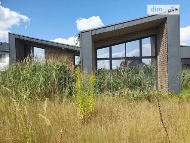 Продаж 1 поверхового будинку з ділянкою на 10 соток, 185 кв. м, 5 кімнат, на вул. Центральна • ID 34803042