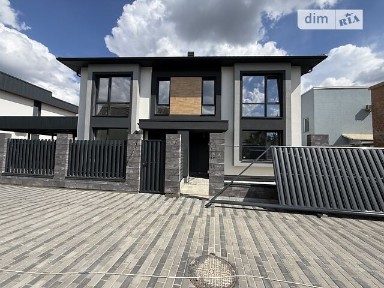 Продаж 2 поверхового дуплекса з ділянкою на 2.2 сотки, 110 кв. м, 4 кімнати, на вул. Соборна • ID 34801045