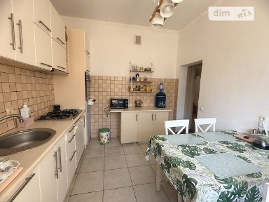 Продаж 2 поверхового будинку з верандою і ділянкою на 10 соток, 163.1 кв. м, 5 кімнат, на вул. Новоселів • ID 34800612