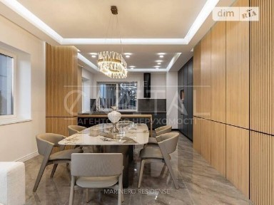 Продаж 2 поверхового будинку з ділянкою на 26 соток, 320 кв. м, 5 кімнат, на вул. Прирічна • ID 34800244
