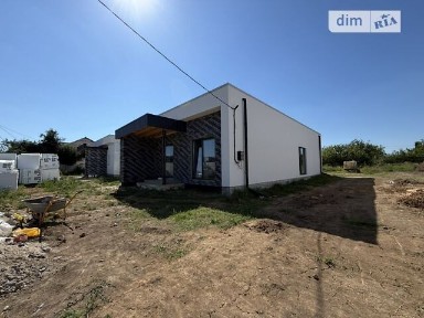 Продаж 1 поверхового будинку бесідка і ділянкою на 9 соток, 130 кв. м, 3 кімнати, на вул. Космічна • ID 34799760