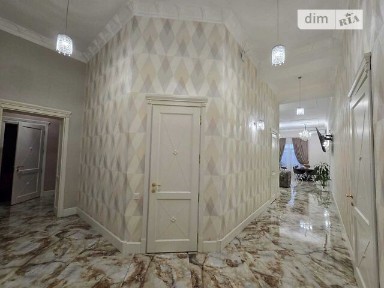 Помаранчева вулиця, Лиманка, вул. Помаранчева 3 • ID 34798367