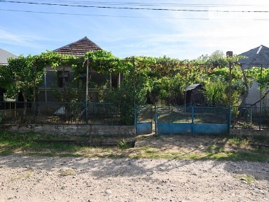 Продаж 1 поверхового будинку з верандою і ділянкою на 25 соток, 81.7 кв. м, 3 кімнати, на Без назви 57 • ID 34798081