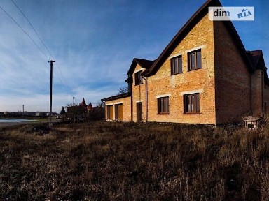 Продаж 2 поверхового будинку з ділянкою на 25 соток, 441.5 кв. м, 6 кімнат, на вул. Залізнична • ID 34794588