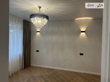 Продаж 1к квартири 41 кв. м на вул. Літературна • ID 34803935