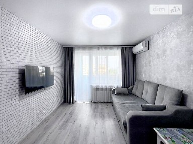 Продаж 2к квартири 46 кв. м на мас. Тополя-2 • ID 34802501