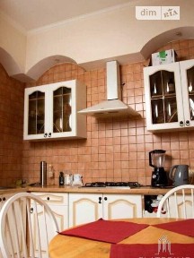 Володимирська вулиця, район Шевченківський, Київ, метро Золоті ворота, вул. Володимирська 37 • ID 34802343