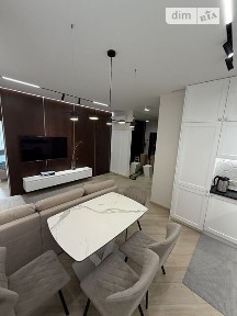Продаж 3к квартири 70 кв. м на вул. Троїцька 5 • ID 34801783