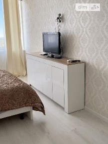 Продаж 1к квартири 42 кв. м на вул. Перлинна 1Б • ID 34800741