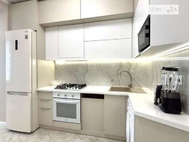Продаж 1к квартири 42 кв. м на вул. Миру • ID 34800284