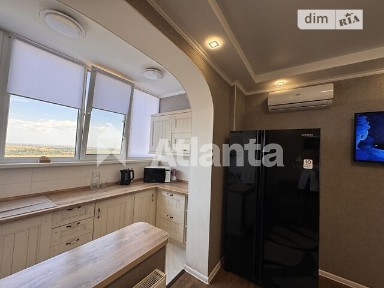 Продаж 2к квартири 64 кв. м на мас. Радужний 20 • ID 34800377