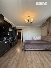 Продаж 2к квартири 68 кв. м на вул. Центральна 1 • ID 34799437
