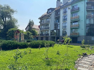 Дворівнева квартира в будинку клубного типу