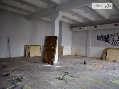 Здається спеціальне приміщення на вул. Митрополита Шептицького 6, площа 128 кв. м • ID 34798620