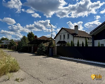 Продаж будинку 282 м², 3-я Озерна вул.