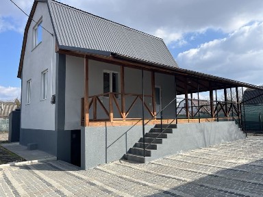 Продається двоповерховий будинок СТ “Дружба”, с. Лозівок