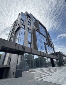 Продаж ексклюзивної квартири в жк Преміум Сегменту Паркова зона