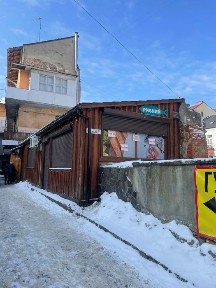 Продам комерційну нерухомість
