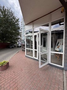 Продаж нежитлового приміщення в новобудові вул. Залізнична