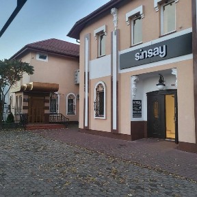 Оренда частини торгового комплесу «Асторія»