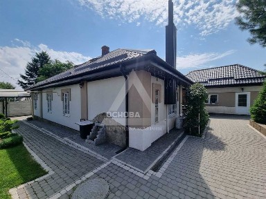 Дом на Верхней Хортице, 100м, (сдаётся с 05 октября, только для семьи)