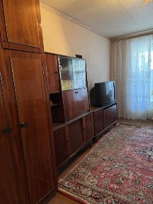 Продаж 2к квартири 42.4 кв. м на вул. Варшавська 20, кв. 6 • ID 34837409