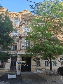 Сдаю 1-кв Центр ул. Коблевская/ Сборка 1-й эт. - 8500гр