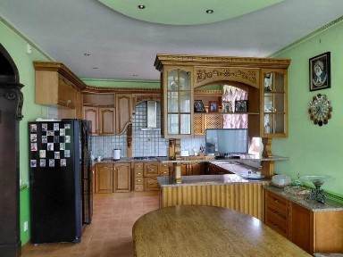 Київська область, Петропавлівська Борщагівка