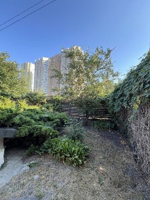 Продаж приміщення по вул Саперно Слобідській
