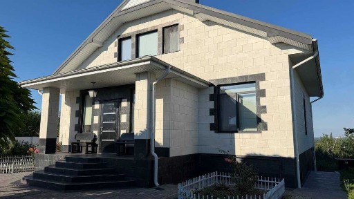 Продаж будинку преміум-класу м. Обухів