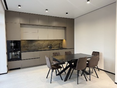 Будинок з ремонтом (без комісії) 145 м² та 6 соток з ремонтом біля Osocor | 7 км до метро Осокорки | Славутич | Дарницький район | Лівий берег