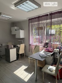 Продаж комерційного приміщення на просп. Свободи, площа 29 кв. м • ID 34810088