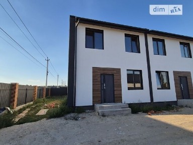 Великий дуплекс з керамоблоку, 112 м2, свій переливний септик і свердловина, велика ділянка. Зручний виїзд на Київ через Житомирську, Варшавську траси