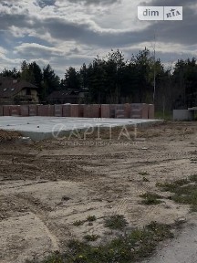Продаж 1 поверхового будинку з ділянкою на 6.5 сотки, 244 кв. м, 4 кімнати, на вул. Військова • ID 34923115