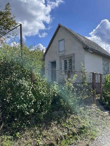 Продається дачний будинок поруч з м. Мукачево